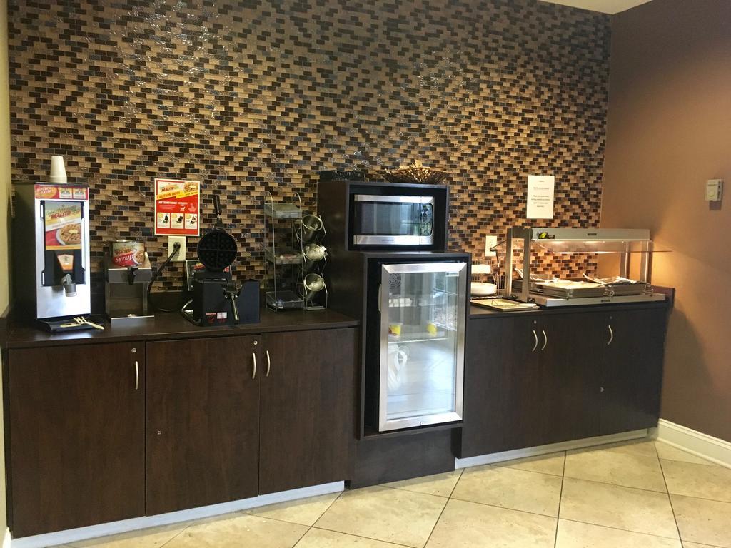 Microtel By Wyndham Perry National Fairground Area I-75 Extérieur photo